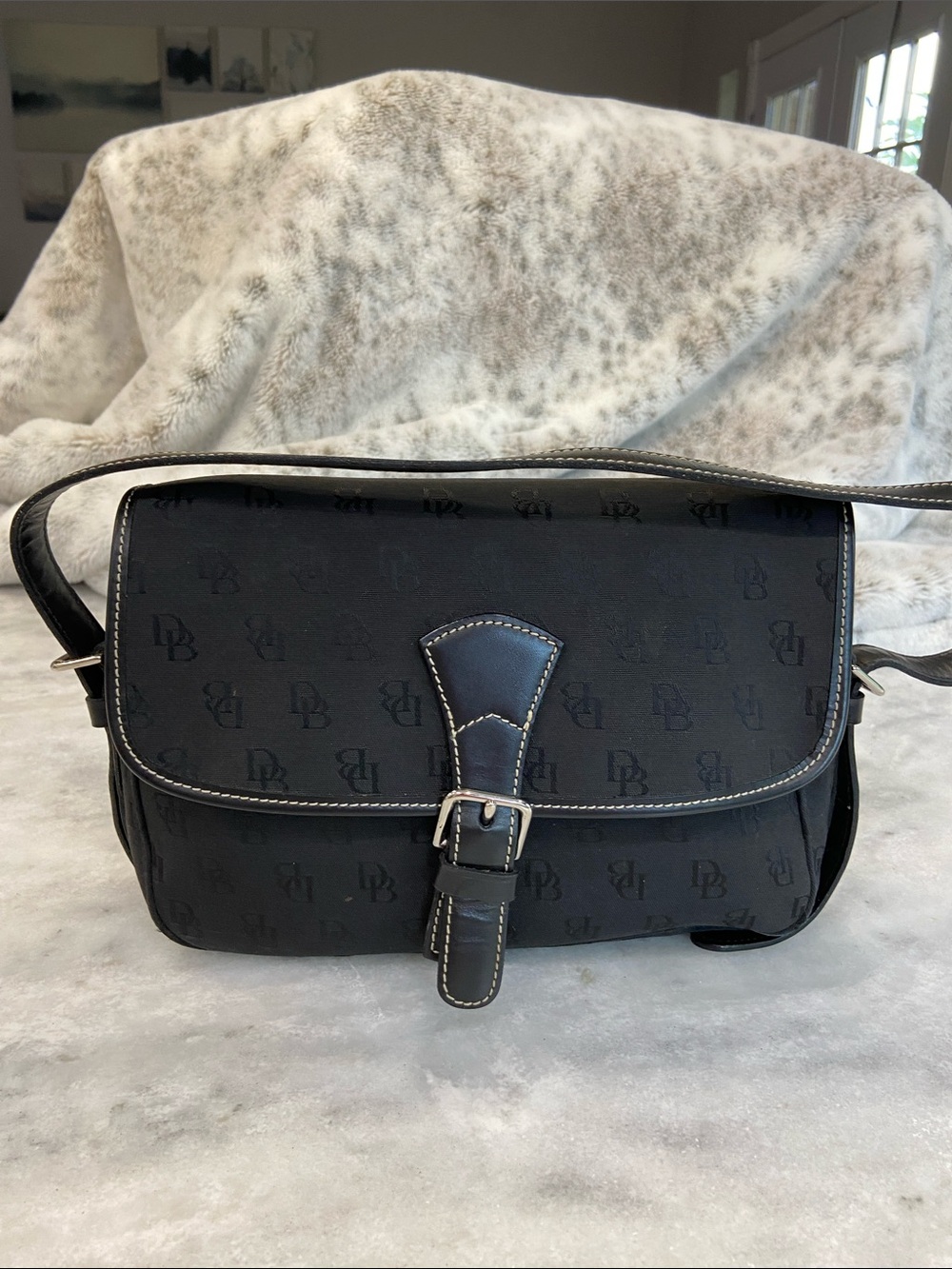 Dooney & Bourke Black Crossbody Shoulder Bag